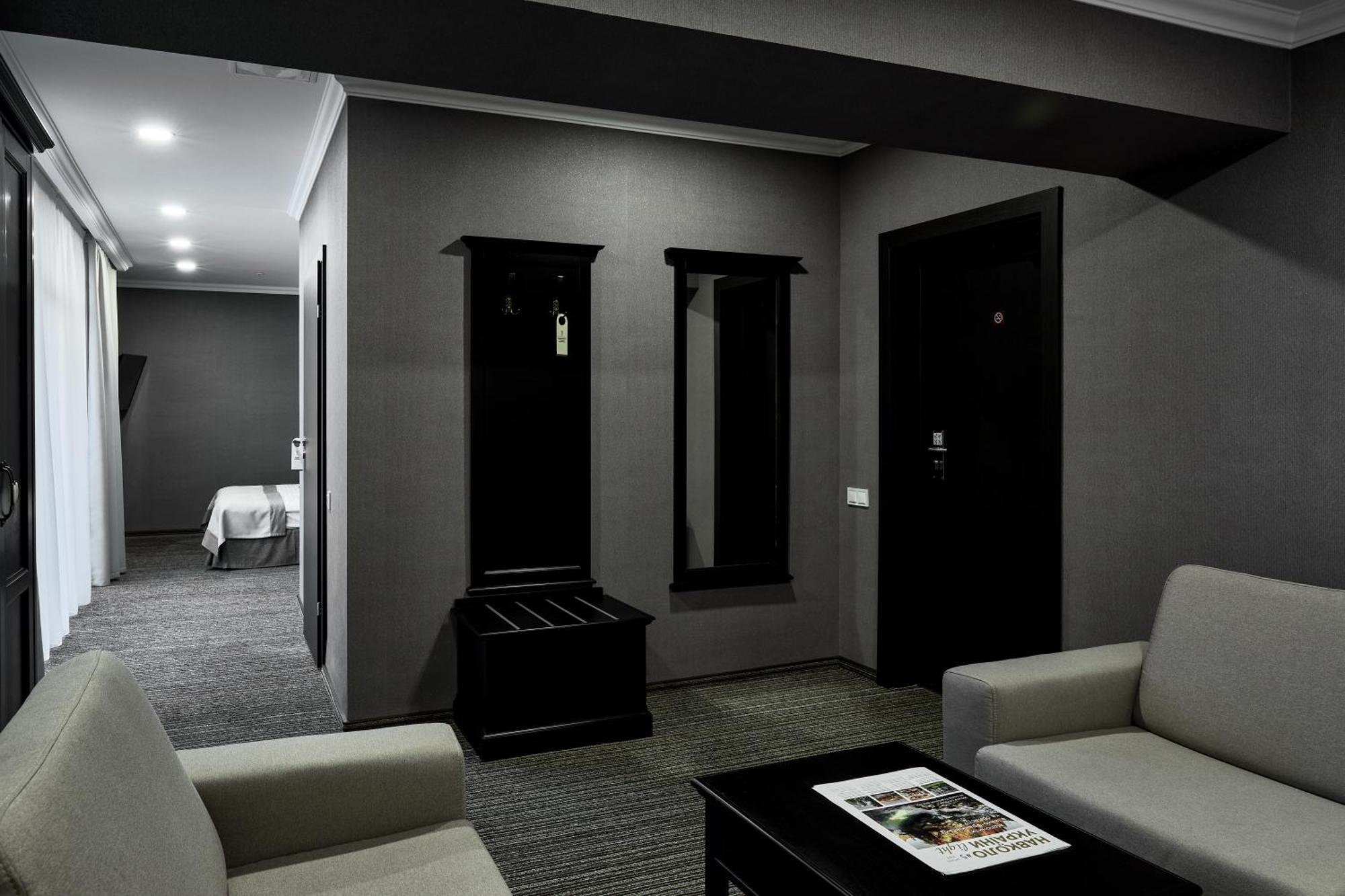 Optima Collection Park Hotel イヴァーノ＝フランキーウシク 部屋 写真