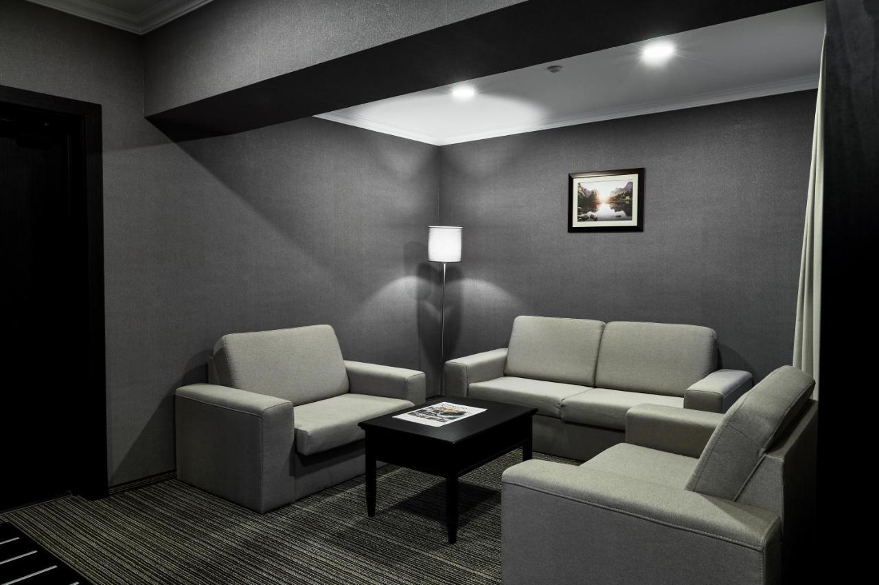 Optima Collection Park Hotel イヴァーノ＝フランキーウシク エクステリア 写真